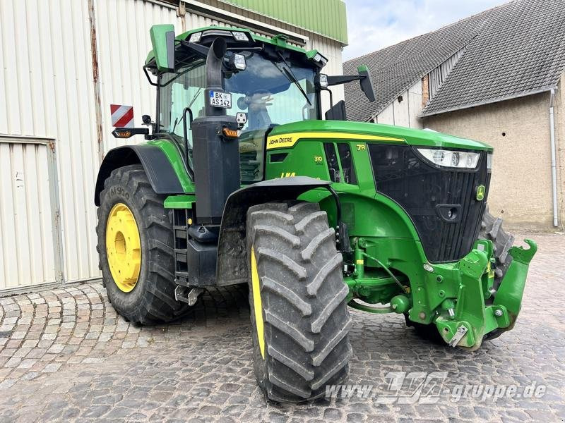 John Deere 7R 310 - Трактор: снимка 2 John Deere 7R 310 - Трактор: снимка 2