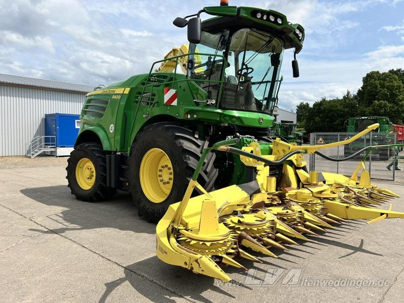 John Deere 8400 - Силажокомбайн: снимка 2 John Deere 8400 - Силажокомбайн: снимка 2