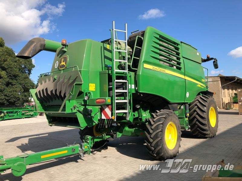 John Deere T550 - Зърнокомбайн: снимка 4 John Deere T550 - Зърнокомбайн: снимка 4