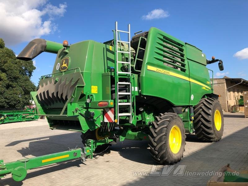 John Deere T550 - Зърнокомбайн: снимка 4 John Deere T550 - Зърнокомбайн: снимка 4