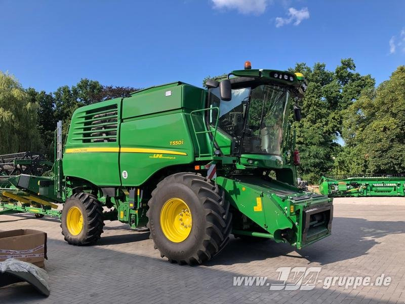 John Deere T550 - Зърнокомбайн: снимка 3 John Deere T550 - Зърнокомбайн: снимка 3