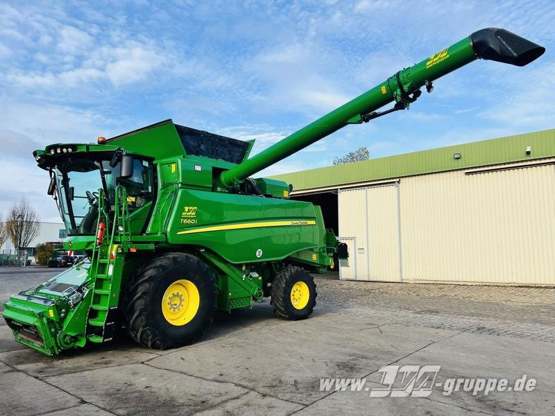 John Deere T660 - Зърнокомбайн: снимка 1 John Deere T660 - Зърнокомбайн: снимка 1