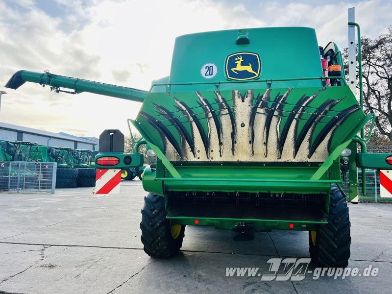 John Deere T660 - Зърнокомбайн: снимка 4 John Deere T660 - Зърнокомбайн: снимка 4