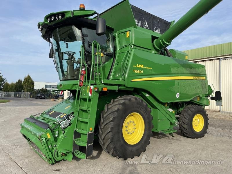 John Deere T660i - Зърнокомбайн: снимка 1 John Deere T660i - Зърнокомбайн: снимка 1
