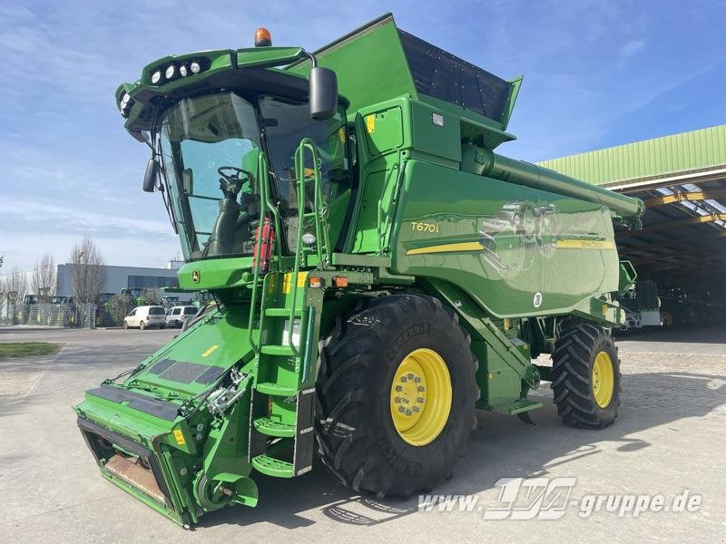 John Deere T670 i - Зърнокомбайн: снимка 4 John Deere T670 i - Зърнокомбайн: снимка 4