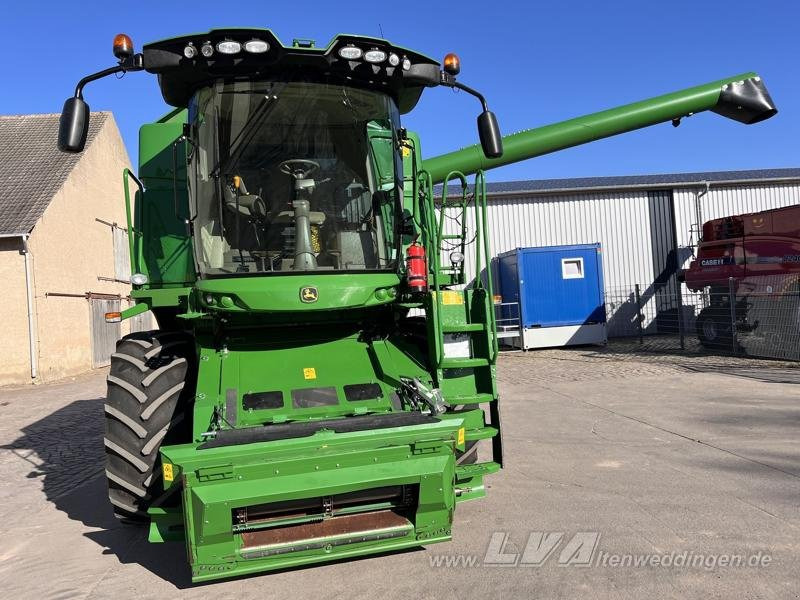 John Deere W550 - Зърнокомбайн: снимка 3 John Deere W550 - Зърнокомбайн: снимка 3
