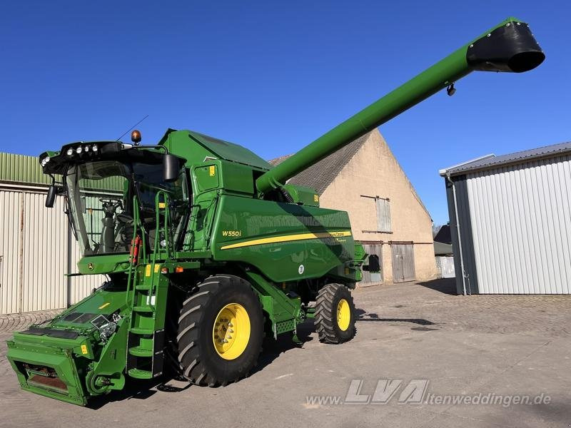 John Deere W550 - Зърнокомбайн: снимка 1 John Deere W550 - Зърнокомбайн: снимка 1