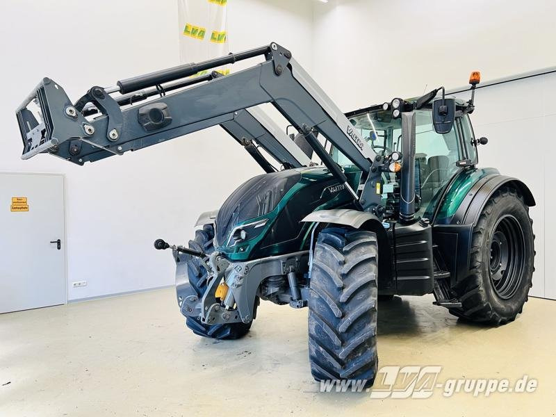 Valtra T174 - Трактор: снимка 1 Valtra T174 - Трактор: снимка 1