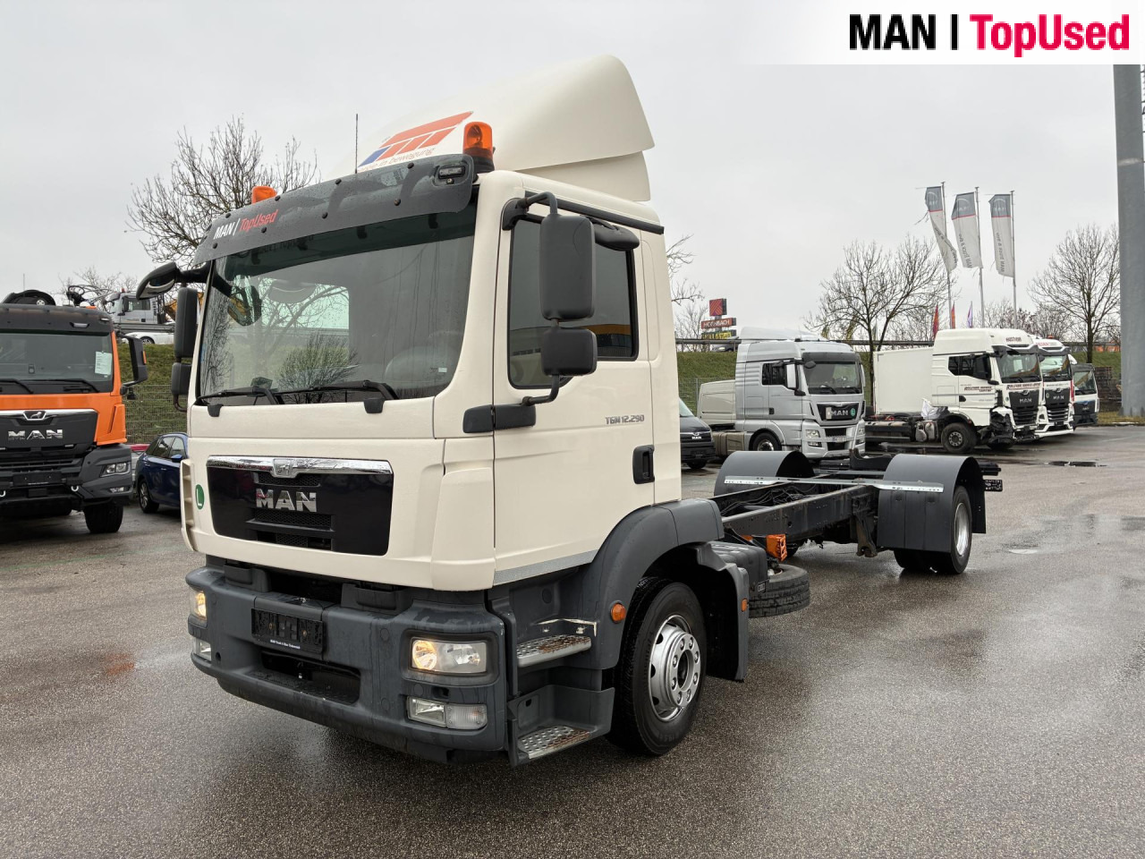 MAN TGM 12.290 4X2 LL - Шаси кабина: снимка 1 MAN TGM 12.290 4X2 LL - Шаси кабина: снимка 1