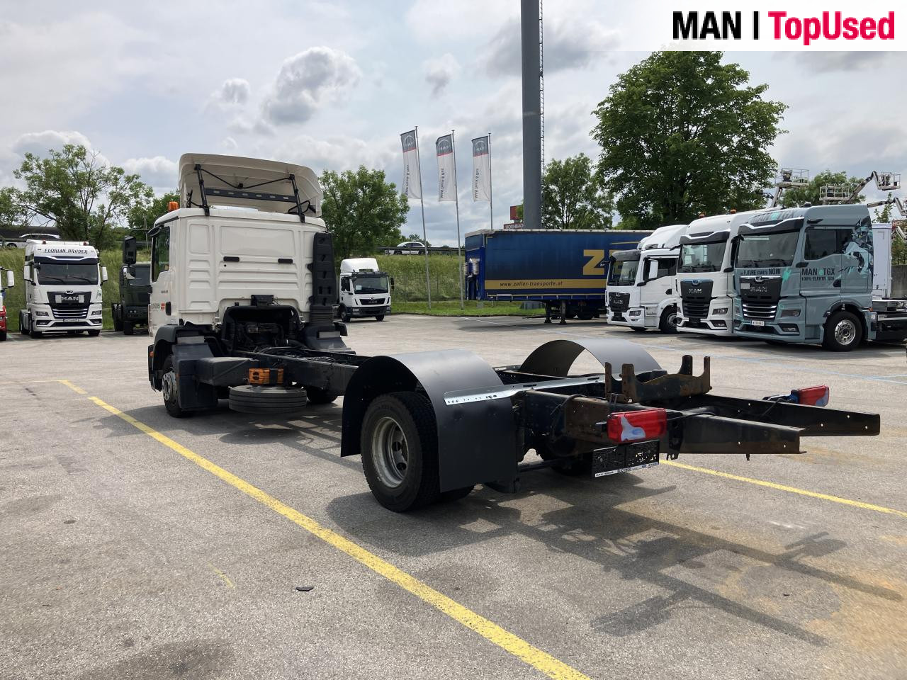MAN TGM 12.290 4X2 LL - Шаси кабина: снимка 4 MAN TGM 12.290 4X2 LL - Шаси кабина: снимка 4