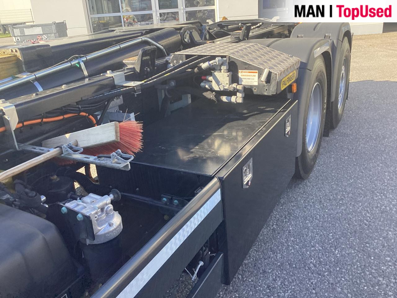MAN TGS 26.430 6x2-4 BL CH Einsatzfahrzeug! Feuerwehr - Мултилифт с кука камион: снимка 5 MAN TGS 26.430 6x2-4 BL CH Einsatzfahrzeug! Feuerwehr - Мултилифт с кука камион: снимка 5
