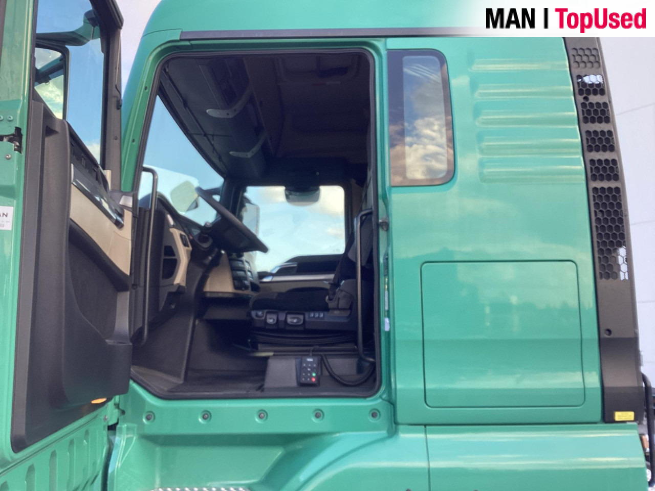 MAN TGX 18.500 4X2 BLS - Влекач: снимка 3 MAN TGX 18.500 4X2 BLS - Влекач: снимка 3