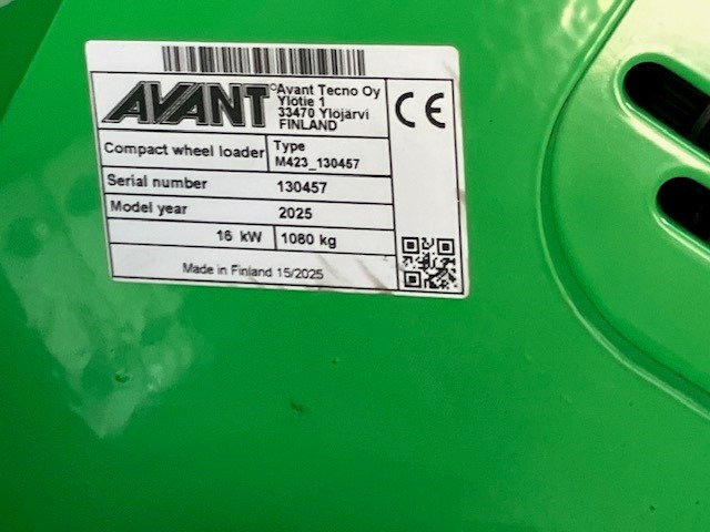 AVANT 423 TDL miniloader - Компактен товарач: снимка 5 AVANT 423 TDL miniloader - Компактен товарач: снимка 5
