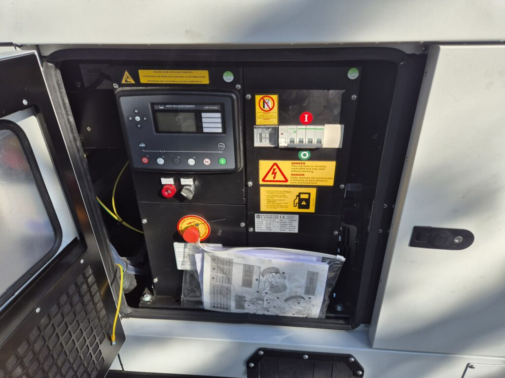 Нови Електрогенератор BRINKMAN & NIEMEIJER diesel generator: снимка 9