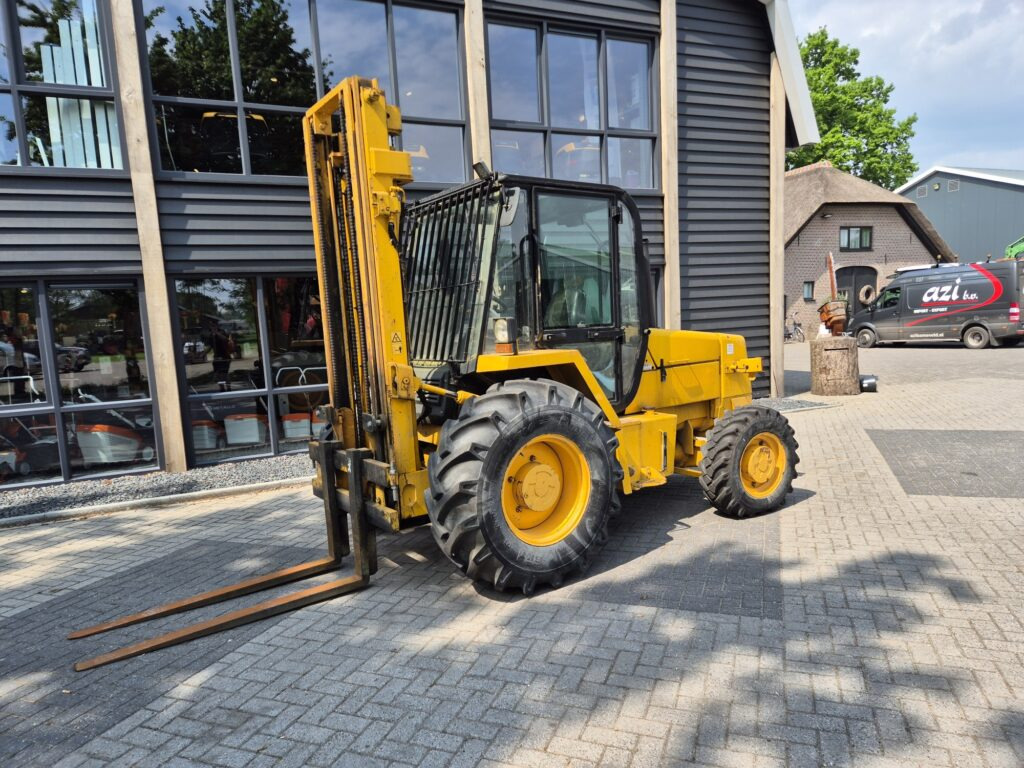 JCB 926 roughterrain forklift - Дизелов мотокар: снимка 2 JCB 926 roughterrain forklift - Дизелов мотокар: снимка 2