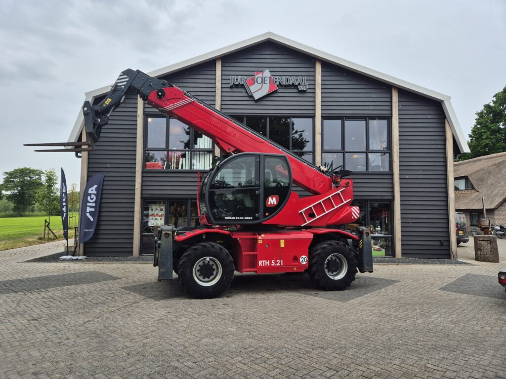 MAGNI RTH 5.21 D/D - Телескопичен товарач: снимка 1 MAGNI RTH 5.21 D/D - Телескопичен товарач: снимка 1