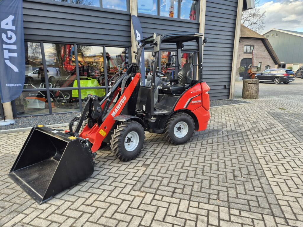 MANITOU MLA 2-25H miniloader - Компактен товарач: снимка 2 MANITOU MLA 2-25H miniloader - Компактен товарач: снимка 2