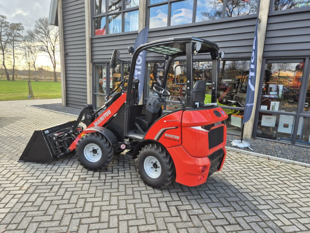 MANITOU MLA 2-25H miniloader - Компактен товарач: снимка 4 MANITOU MLA 2-25H miniloader - Компактен товарач: снимка 4
