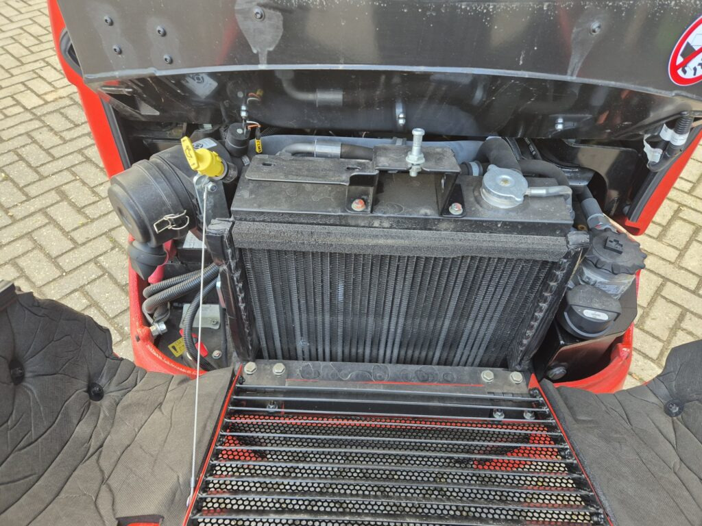 MANITOU MLA 2-25H miniloader - Компактен товарач: снимка 5 MANITOU MLA 2-25H miniloader - Компактен товарач: снимка 5