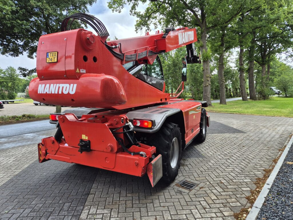 MANITOU MRT 2550+ privilege - Телескопичен товарач: снимка 4 MANITOU MRT 2550+ privilege - Телескопичен товарач: снимка 4