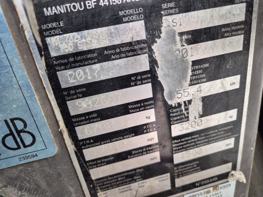 Телескопичен товарач MANITOU MT732 easy: снимка 13