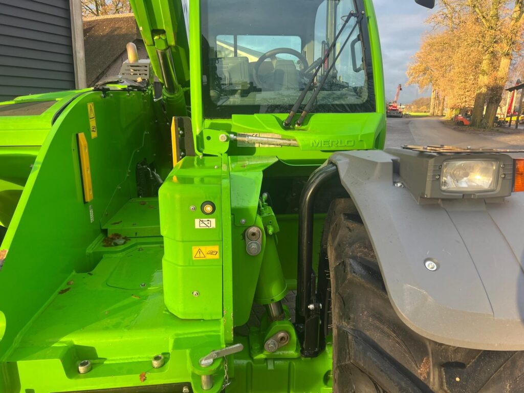 MERLO 65.9 TF - Телескопичен товарач: снимка 3 MERLO 65.9 TF - Телескопичен товарач: снимка 3