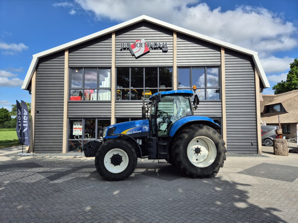 NEW HOLLAND T6080 - Трактор: снимка 1 NEW HOLLAND T6080 - Трактор: снимка 1