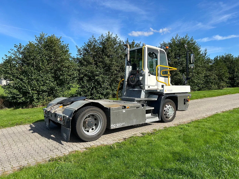 Terberg YT 223 | LOW HOURS | AIRCO | MEGA LOW LOADER | - Терминален влекач: снимка 5 Terberg YT 223 | LOW HOURS | AIRCO | MEGA LOW LOADER | - Терминален влекач: снимка 5
