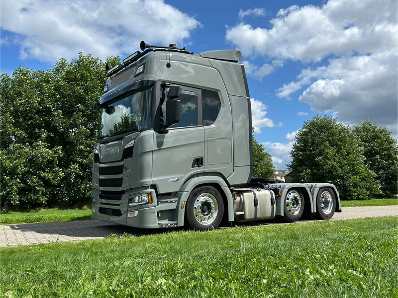 Scania R560 6x2/4 LB | 2023 | FULL AIR | RETARDER | PARK COOLER - Влекач: снимка 1 Scania R560 6x2/4 LB | 2023 | FULL AIR | RETARDER | PARK COOLER - Влекач: снимка 1