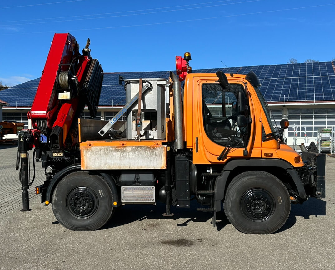 Unimog 400 - U400 405 25177 mit Wechselkran Merced - Комунална/ Специална техника: снимка 3 Unimog 400 - U400 405 25177 mit Wechselkran Merced - Комунална/ Специална техника: снимка 3