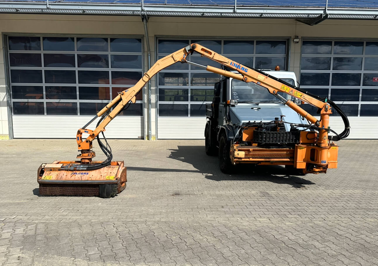 Unimog Frontauslegermähgerät Mulag FME600 - Шредер с телескопично рамо: снимка 1 Unimog Frontauslegermähgerät Mulag FME600 - Шредер с телескопично рамо: снимка 1