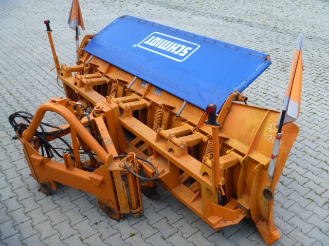 Unimog Schneepflug - Schneeschild Schmidt MF 3.3 - Гребло за сняг: снимка 4 Unimog Schneepflug - Schneeschild Schmidt MF 3.3 - Гребло за сняг: снимка 4