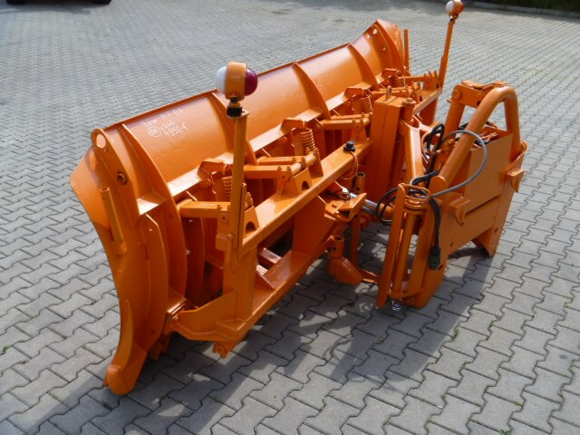 Unimog Schneepflug - Schneeschild Schmidt MF5.3 - Гребло за сняг: снимка 3 Unimog Schneepflug - Schneeschild Schmidt MF5.3 - Гребло за сняг: снимка 3