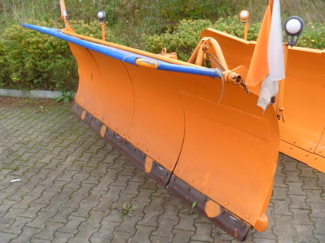 Unimog Schneepflug - Schneeschild Schmidt MF5.3 - Гребло за сняг: снимка 1 Unimog Schneepflug - Schneeschild Schmidt MF5.3 - Гребло за сняг: снимка 1