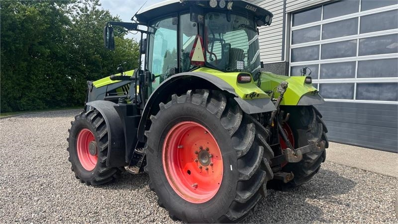 Claas ARION 550 CEBIS Med frontlæsser og frontlift - Трактор: снимка 3 Claas ARION 550 CEBIS Med frontlæsser og frontlift - Трактор: снимка 3