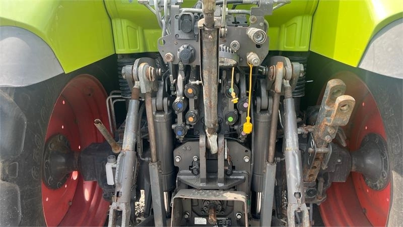 Claas ARION 550 CEBIS Med frontlæsser og frontlift - Трактор: снимка 5 Claas ARION 550 CEBIS Med frontlæsser og frontlift - Трактор: снимка 5