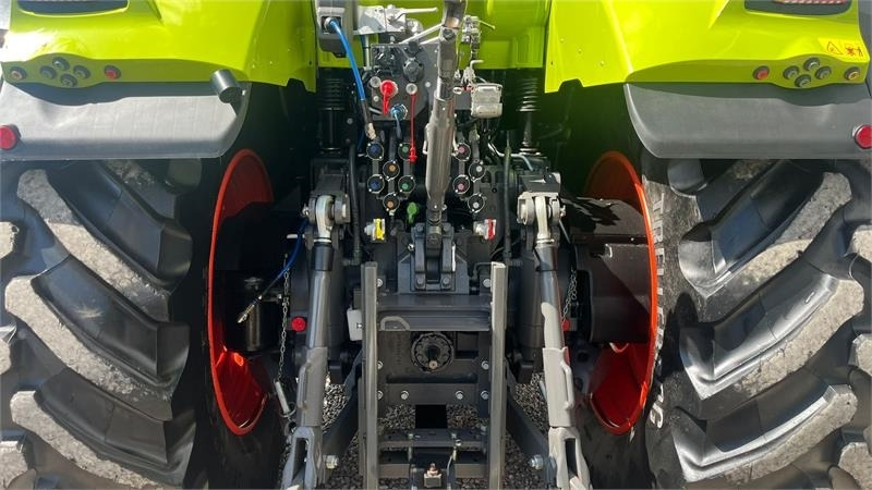 Claas Axion 960 Med GPS anlæg og stor dæk montering. Dan - Трактор: снимка 3 Claas Axion 960 Med GPS anlæg og stor dæk montering. Dan - Трактор: снимка 3