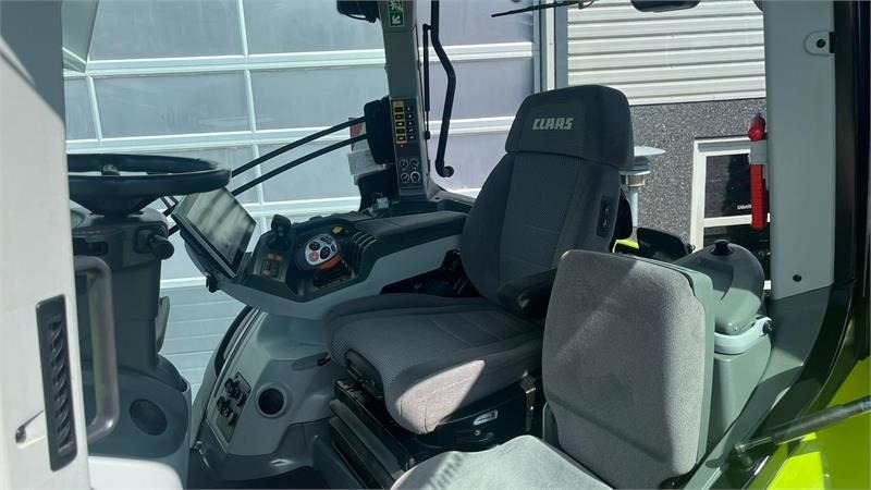 Claas Axion 960 Med GPS anlæg og stor dæk montering. Dan - Трактор: снимка 4 Claas Axion 960 Med GPS anlæg og stor dæk montering. Dan - Трактор: снимка 4