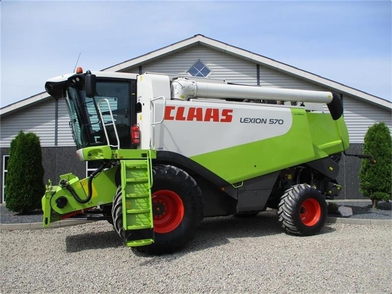 Claas LEXION 570 Klargjort maskine med kun 2066timer og - Зърнокомбайн: снимка 1 Claas LEXION 570 Klargjort maskine med kun 2066timer og - Зърнокомбайн: снимка 1