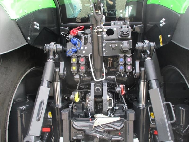 Deutz-fahr 9340 TTV New and unused tractor - Трактор: снимка 4 Deutz-fahr 9340 TTV New and unused tractor - Трактор: снимка 4
