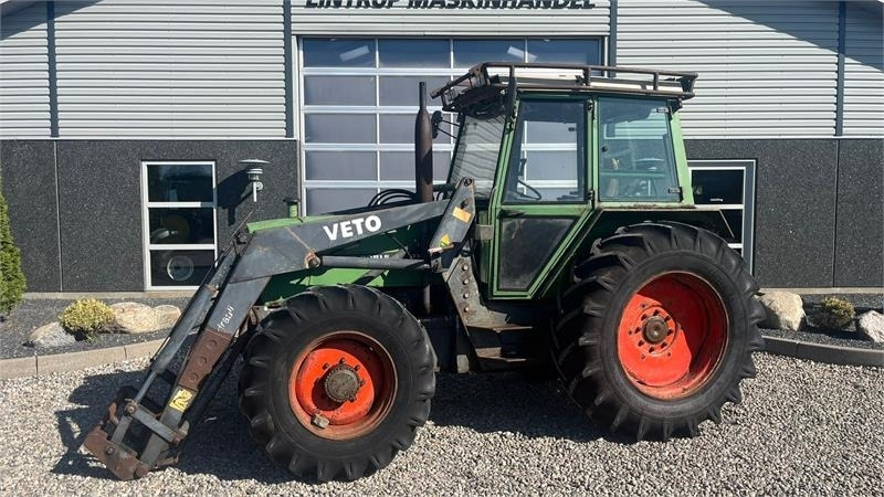 Fendt 308 LS Farmer Turbomatik med frontlæsser og skovin - Трактор: снимка 1 Fendt 308 LS Farmer Turbomatik med frontlæsser og skovin - Трактор: снимка 1