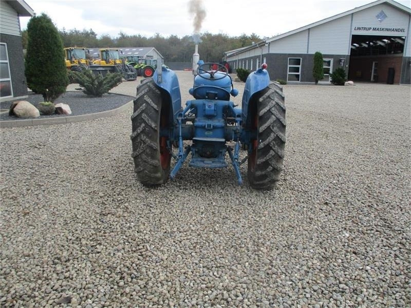 Fordson Major Diesel traktor - Трактор: снимка 5 Fordson Major Diesel traktor - Трактор: снимка 5