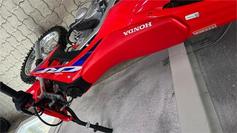 Лизинг на Honda CRF 125 F DEMO. Rigtig crosser med gear og kobling  Honda CRF 125 F DEMO. Rigtig crosser med gear og kobling: снимка 13
