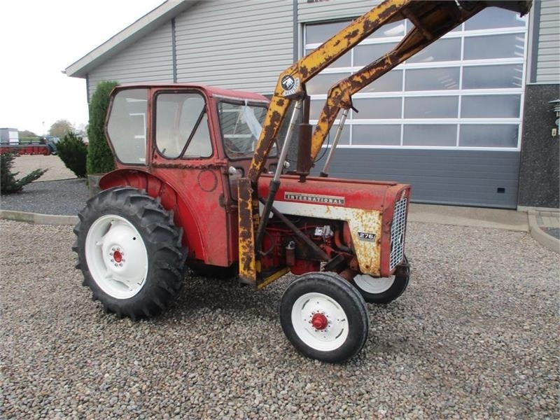 Трактор IH 276 Med frontlæsser: снимка 14