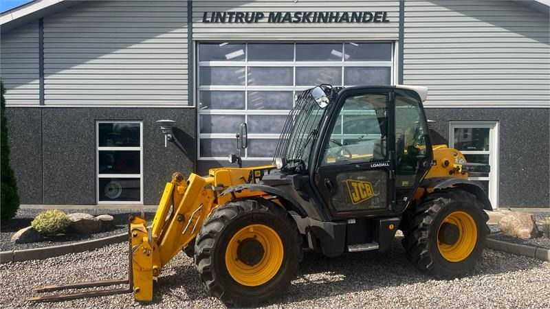 JCB 531-70 Loadall med pallegafler - Телескопичен товарач: снимка 1 JCB 531-70 Loadall med pallegafler - Телескопичен товарач: снимка 1