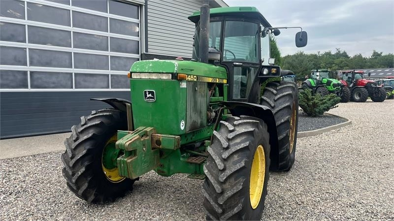 Трактор John Deere 4450 med 7,6L motor: снимка 8 Трактор John Deere 4450 med 7,6L motor: снимка 8