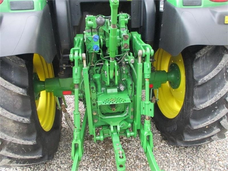 John Deere 6125R AutoPower med frontlæsser - Трактор: снимка 4 John Deere 6125R AutoPower med frontlæsser - Трактор: снимка 4