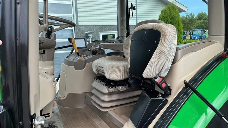 John Deere 6135R Krybegear, frontlift, TLS Affjedret foraksel - Трактор: снимка 5 John Deere 6135R Krybegear, frontlift, TLS Affjedret foraksel - Трактор: снимка 5