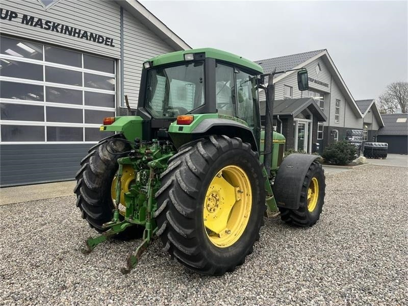 Лизинг на John Deere 6800 Med frontlift.  John Deere 6800 Med frontlift.: снимка 12