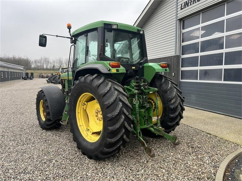 Лизинг на John Deere 6800 Med frontlift.  John Deere 6800 Med frontlift.: снимка 10